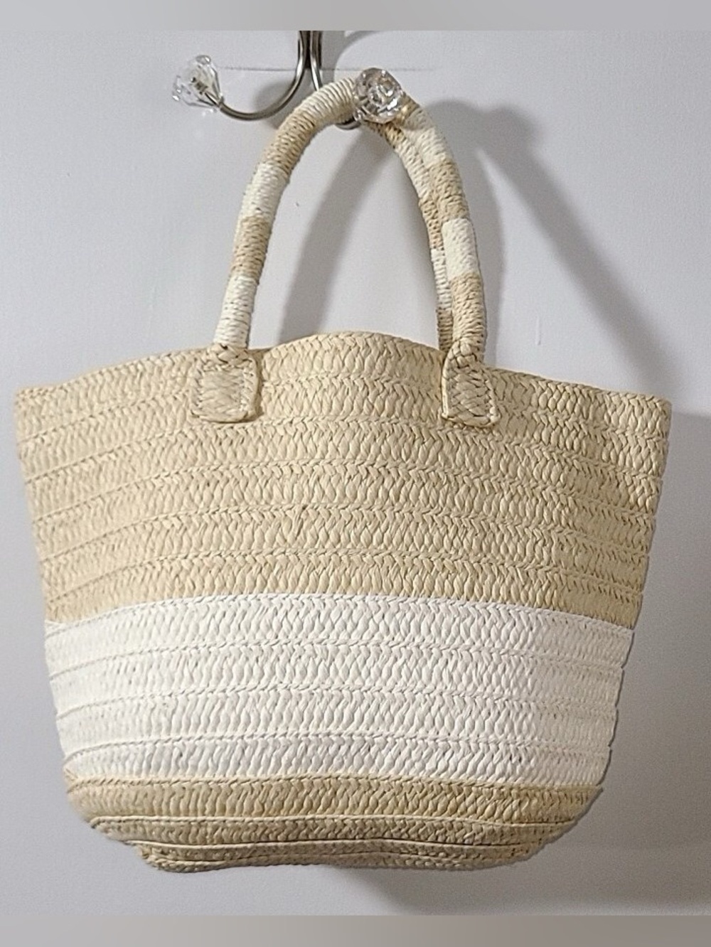 Altru Woven Paper Straw Tote Bag - Summer/Beach Ready - Excellent Condition